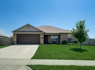 1551 Joseph Way, Centerton, AR 72719