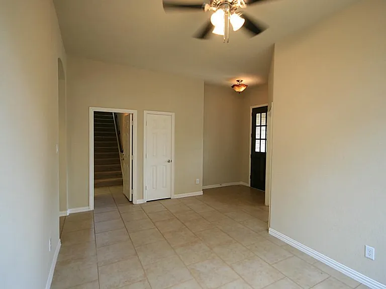 5503 Baby Blue Ln — Photo 23