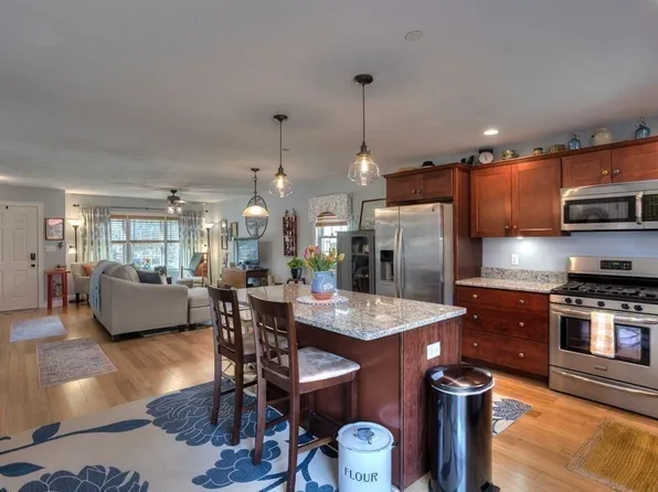 22 Great Cedar Dr #22, Hanson, MA 02341