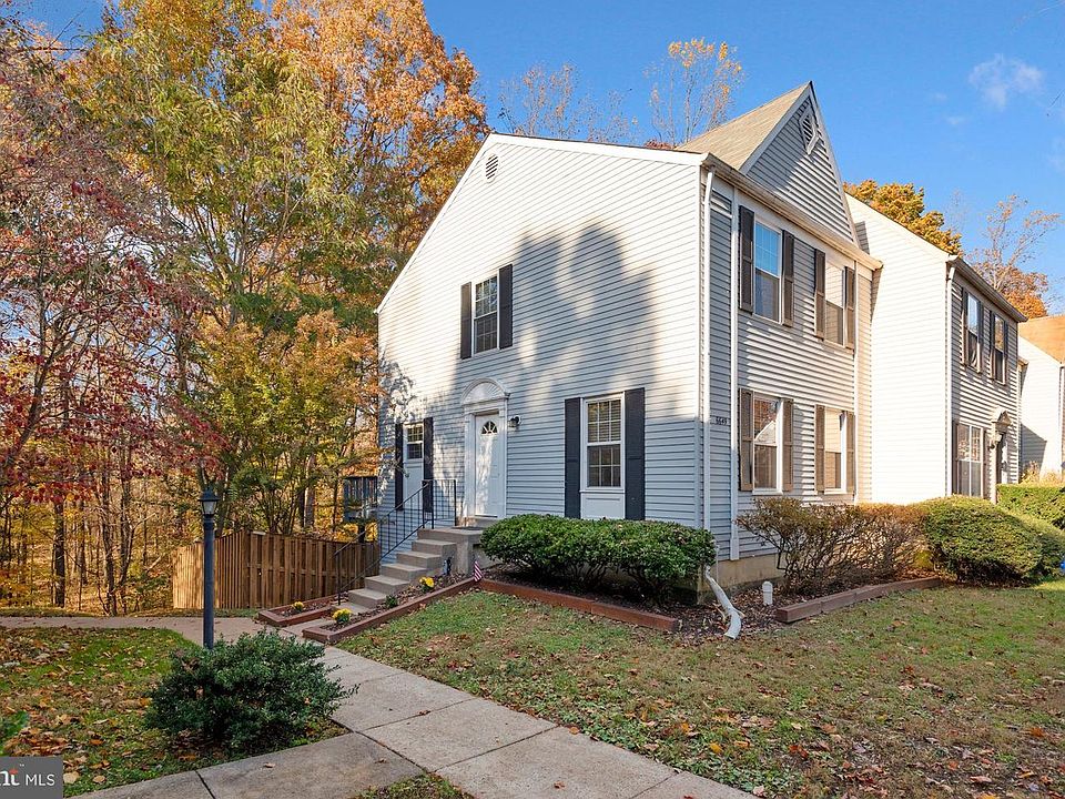 1st image of 6649 Rockleigh Way