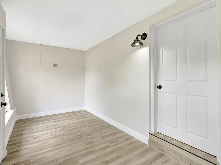 3701 Avenue S — Photo 10
