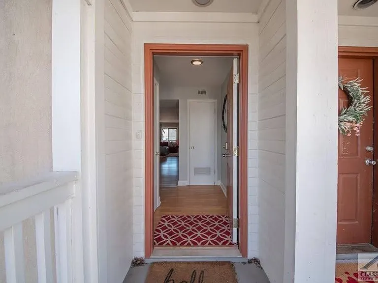 290 Appleby Dr #257 — Photo 2
