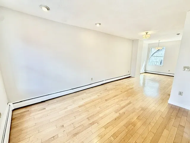 157 Salem St — Photo 3