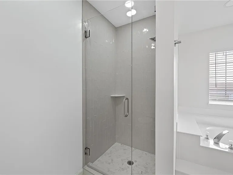 567 Winton Ter NE #A — Photo 14