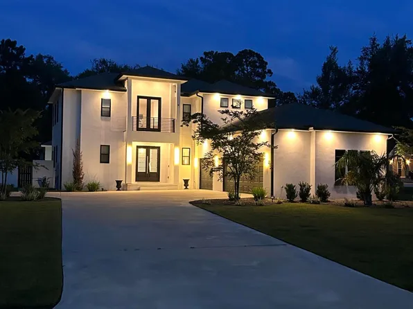 13 Crows Nest Cv, Brunswick, GA 31523