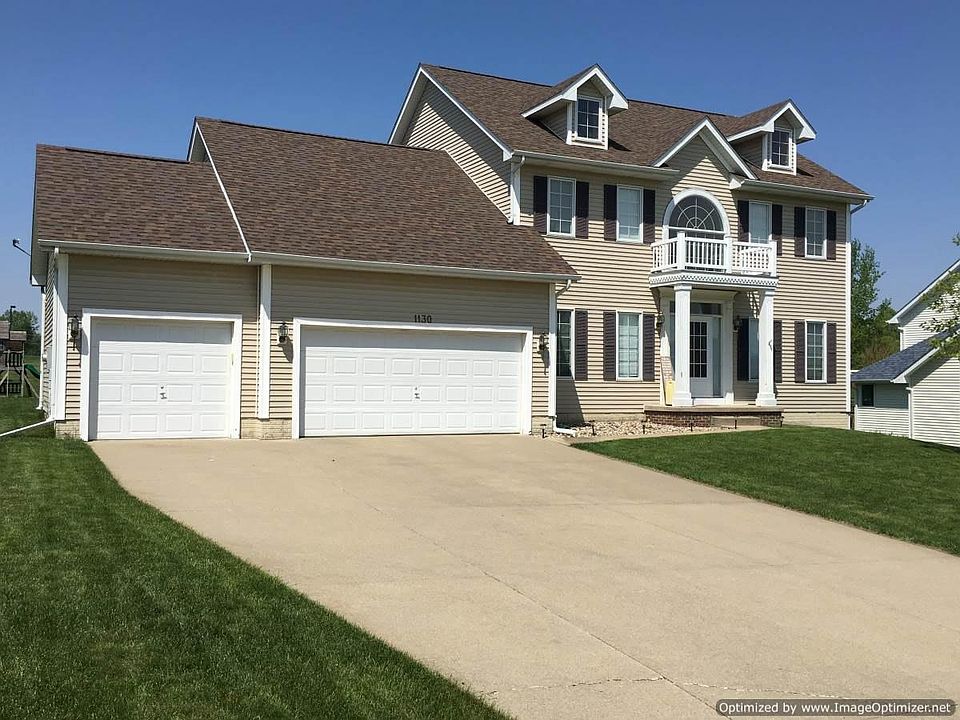 1st image of 1130 SE Westwoods Dr