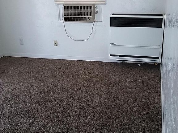 4th image of 227 E Williams St #235