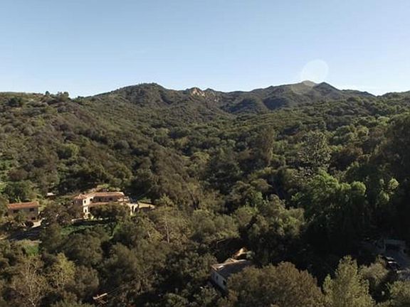 4th image of 1224 N Topanga Canyon Blvd