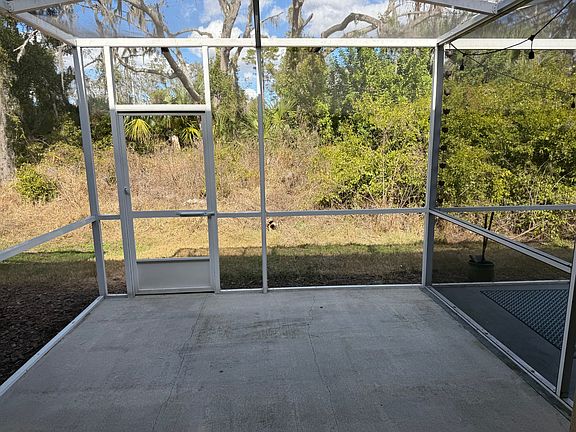 5th image of 15776 Fishhawk Falls Dr
