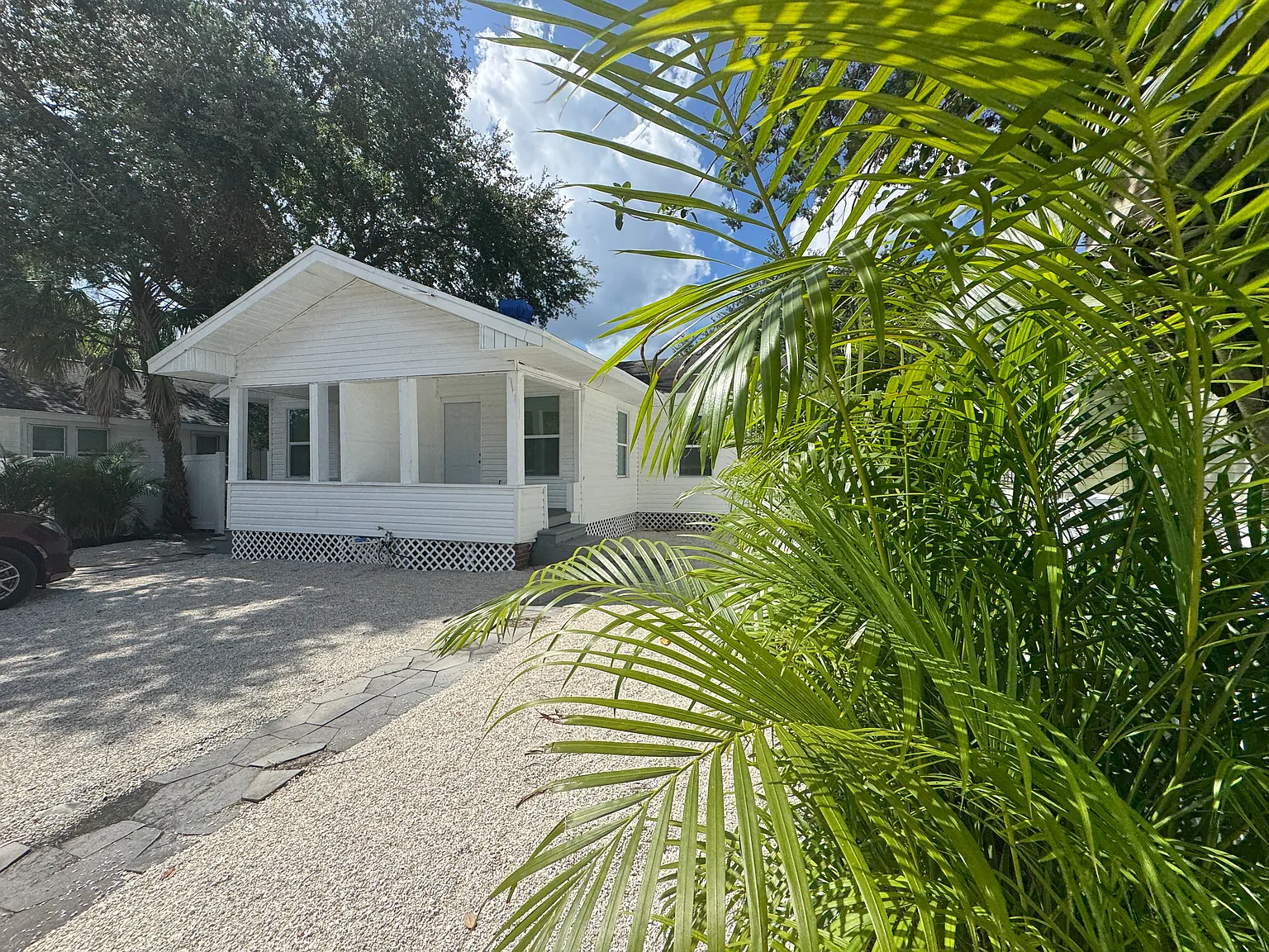 2 bed, 625 sqft, $1,899 — Photo 1
