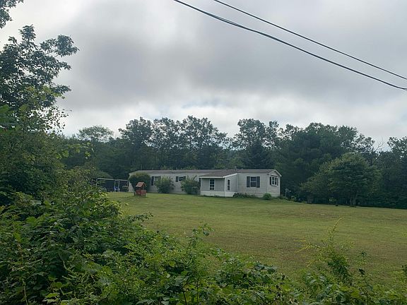 3rd image of 70 Brook Rd