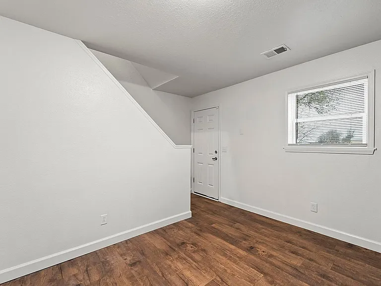 Metro Apartments At Bethalto — Photo 88