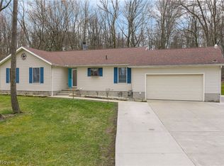 528 E Howe Rd, Tallmadge, OH 44278