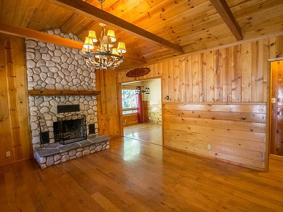 2nd image of 25625 Scenic Dr