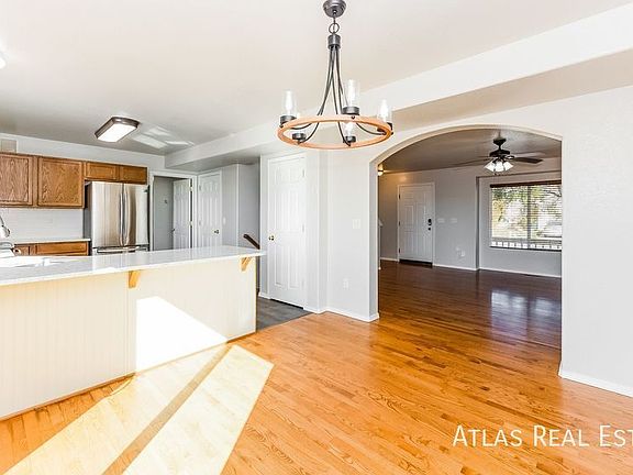 4th image of 7335 Edgebrook Dr