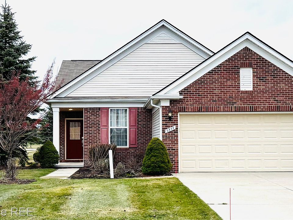 1st image of 9355 Sand Hill Dr