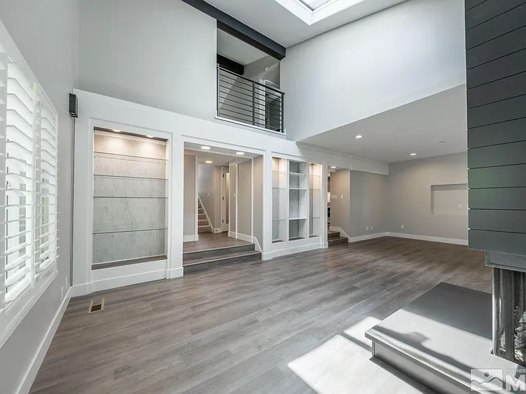 430 Angela Pl — Photo 16