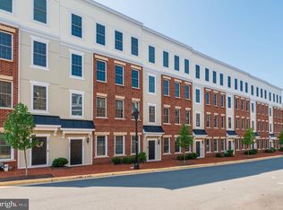 279 High Rail Ter Se #1, Leesburg, VA 20175