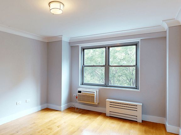 5th image of 50 W 97th St APT 6P