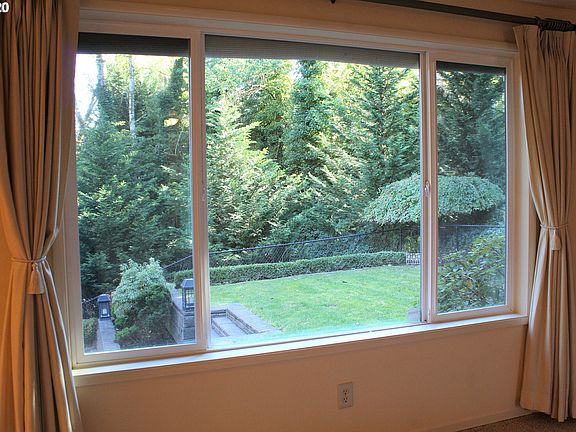 4th image of 105 Inglewood Dr