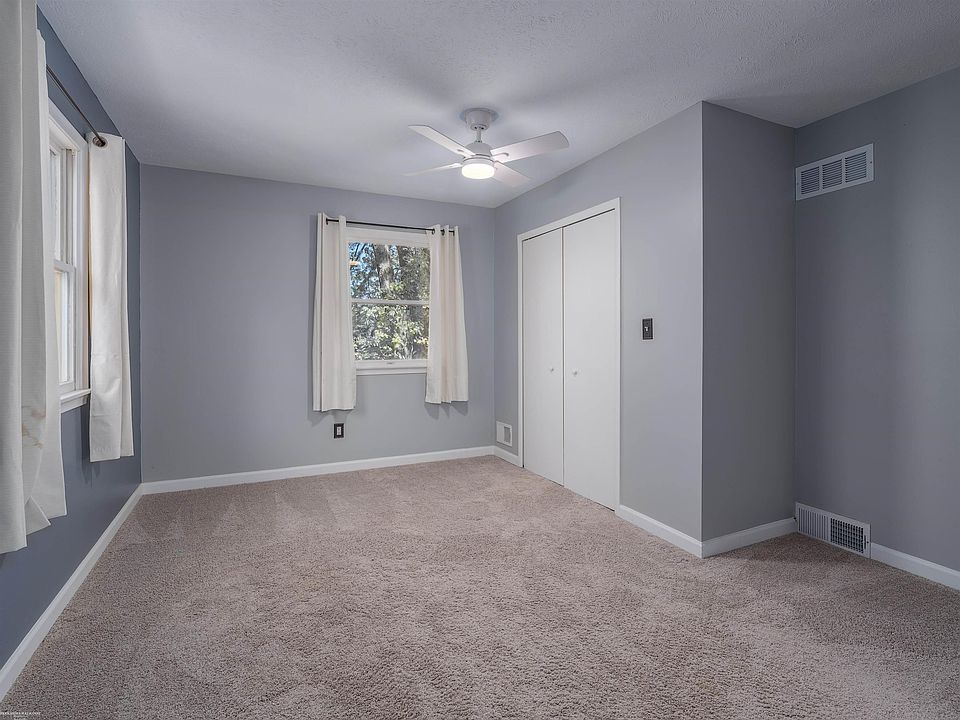 543 E Gunn Rd, photo 26