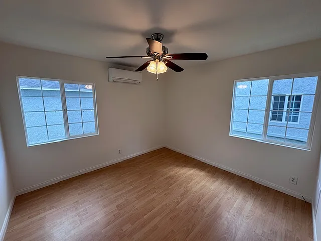 3415 W Alameda Ave — Photo 9