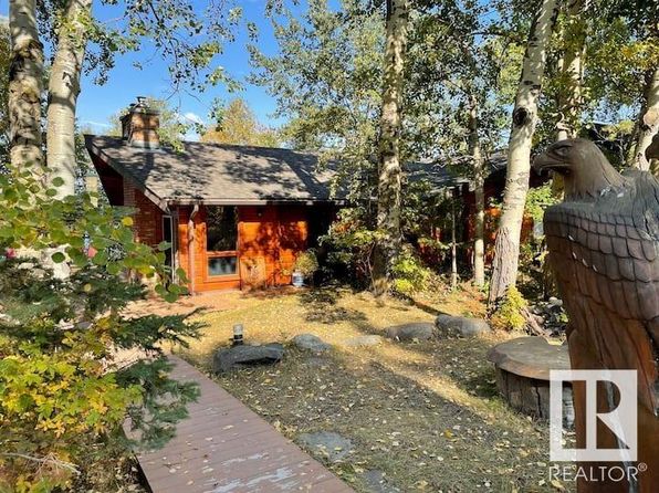 217 Lakeshore Dr, Grandview, AB T0C 2V0