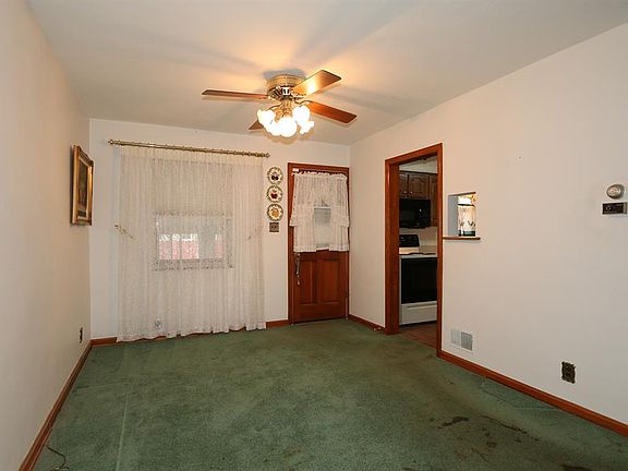 5th image of 933 Nowlin Ave
