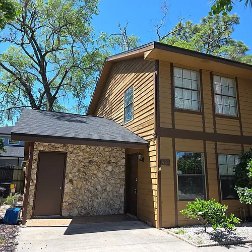 484 Tamarack St Photo 1