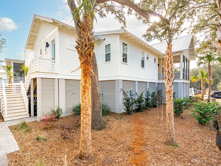 8308 Jack Island Dr — Photo 44