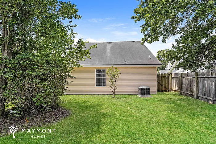 114 Wilton St — Photo 15