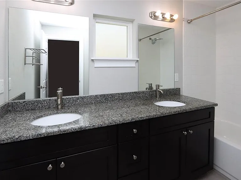 3617 Bay Heights Way — Photo 18