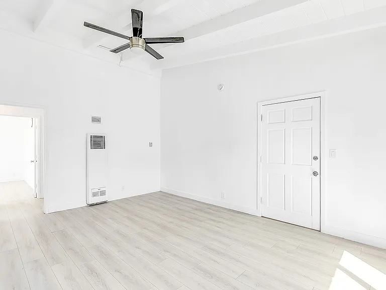 3324 Drew Street — Photo 4