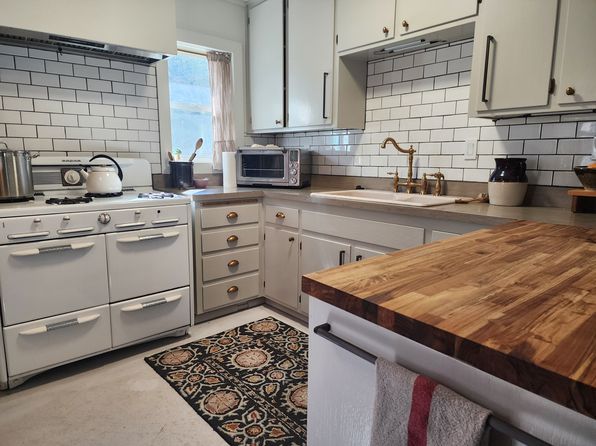 (undisclosed Address)