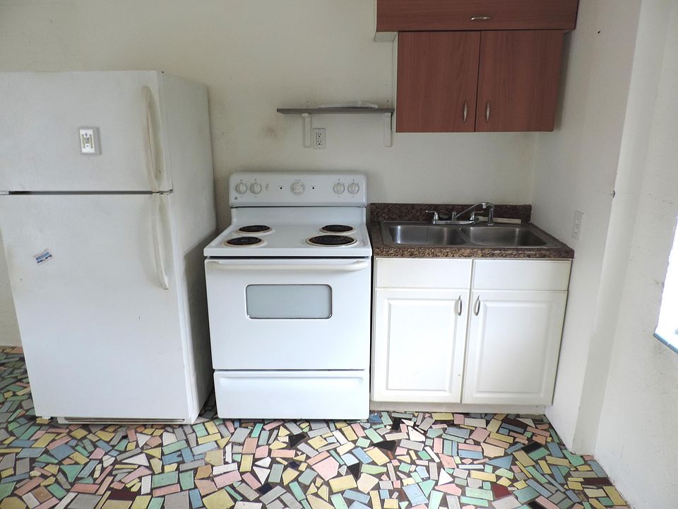 1st image of 3920 78th Ave N #2