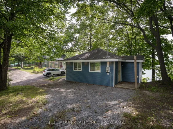 1004 Masonville Ln, South Frontenac, ON K0H 2W0