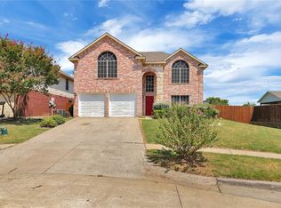 4748 Times St, Grand Prairie, TX 75052