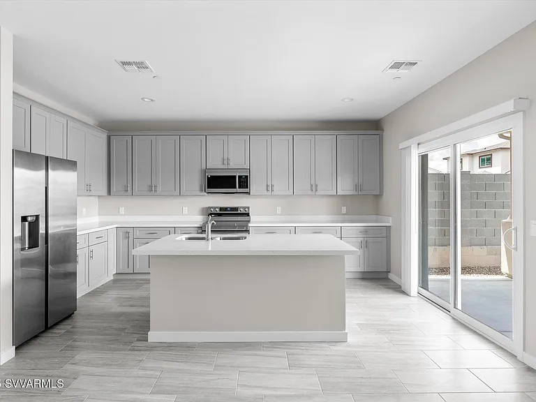 720 E Mingus Ave #15 — Photo 7