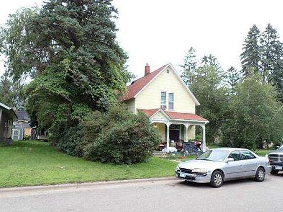 2nd image of 513 E St NE