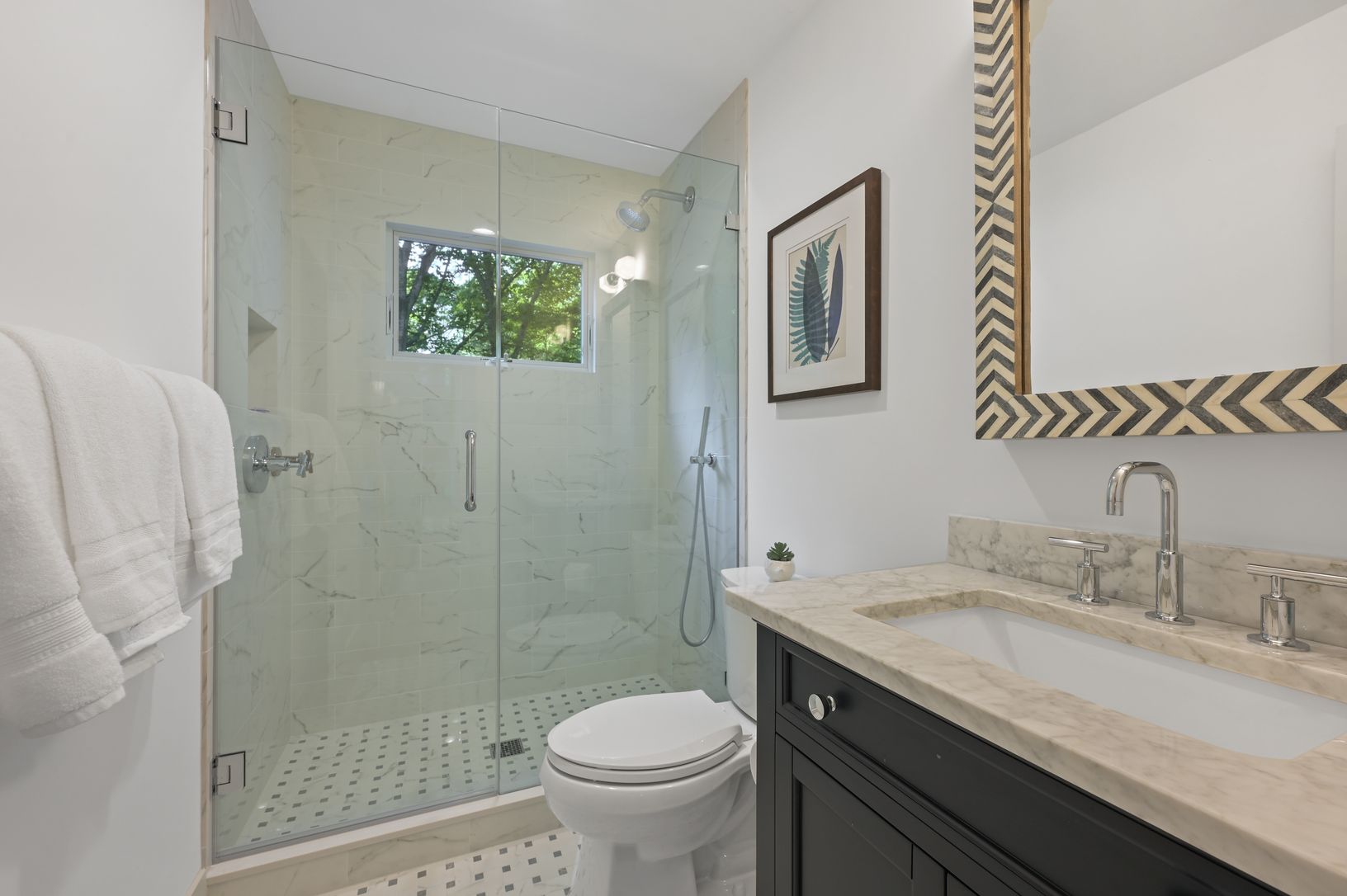  Bath Room