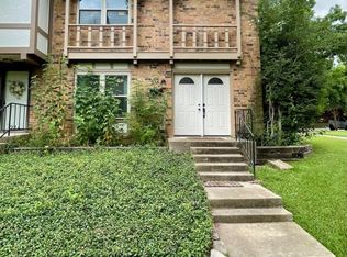 216 Westview Ter, Arlington, TX 76013