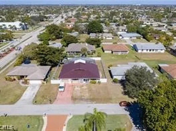 905 SE 27th Ter, Cape Coral, FL 33904