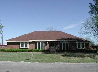 804 Royal Rd, Wichita Falls, TX 76308