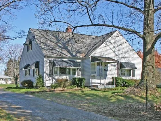 1434 W 52nd St photo 1