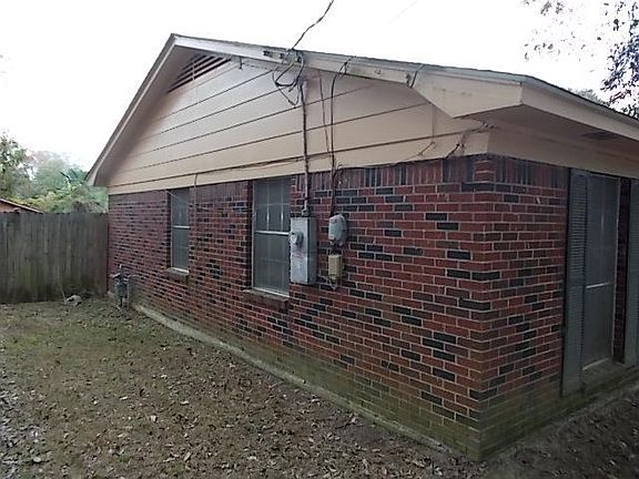 5th image of 3612 San Juan Dr
