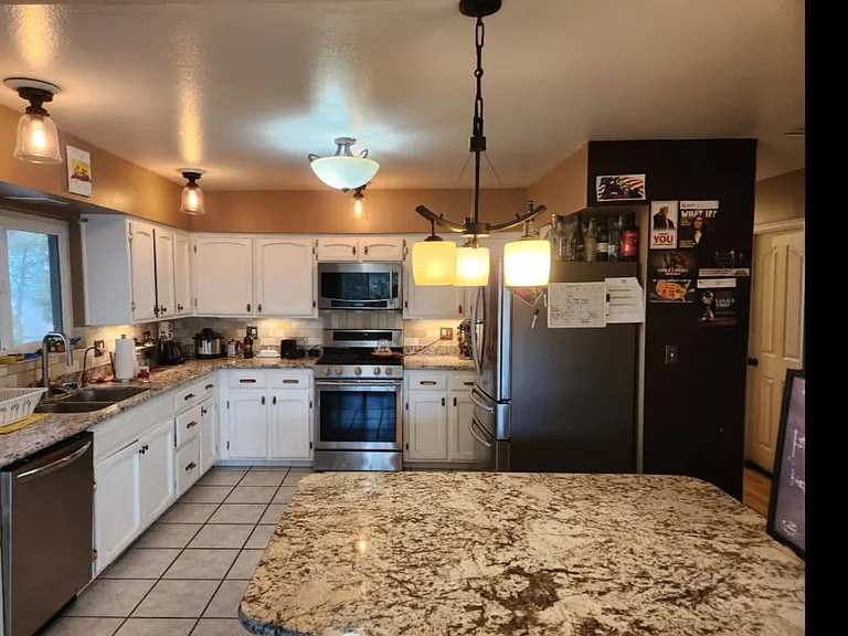 608 La Paloma Ln — Photo 4