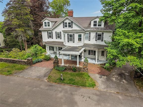 3rd image of 204 Spencer Ave