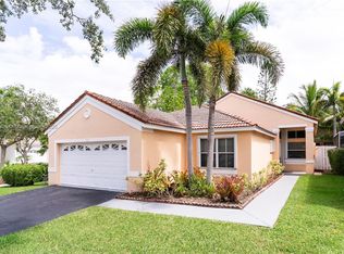 719 Stanton Dr, Fort Lauderdale, FL 33326