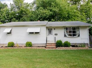7551 Pinehurst Dr, Mentor On The Lake, OH 44060