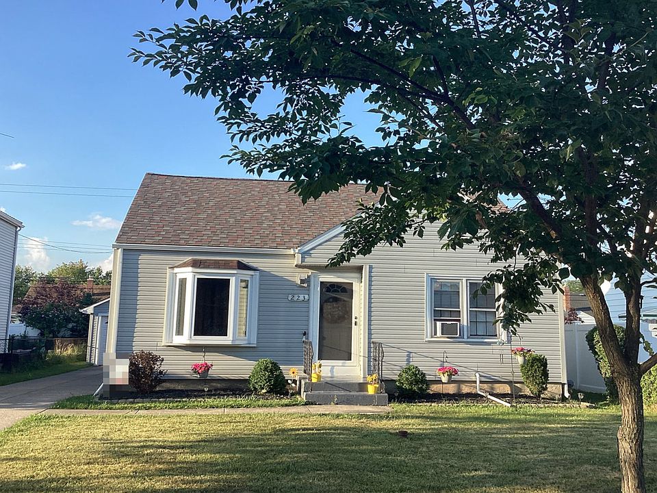 1st image of 223 Orchard Dr